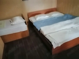 Închiriez 10 camere duble  - imagine 4