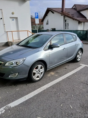 Opel astra j 1.6 benzina  - imagine 4