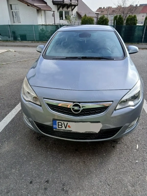 Opel astra j 1.6 benzina  - imagine 5
