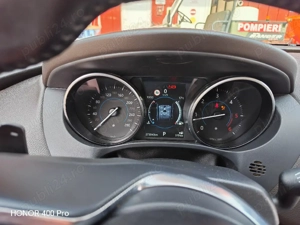 Jaguar F Pace  - imagine 2