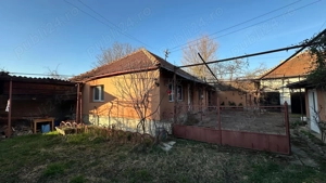 Casă și teren de vânzare   preț 70.000 euro (negociabil) - imagine 4
