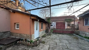 Casă și teren de vânzare   preț 70.000 euro (negociabil) - imagine 3