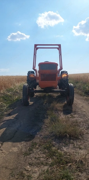 de vanzare tractor fiat 300