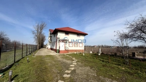 Vilă de închiriat în Tărtășești – spațiu generos pentru firmă, birouri , cazare - imagine 2