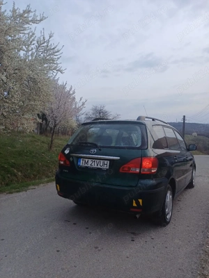 vand Toyota Avensis Verso cu 7 locuri - imagine 10
