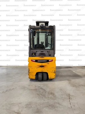 Electrostivuitor Jungheinrich EFG 215, capacitate 1500 kg, înălțime de ridicare 6000 mm - imagine 2