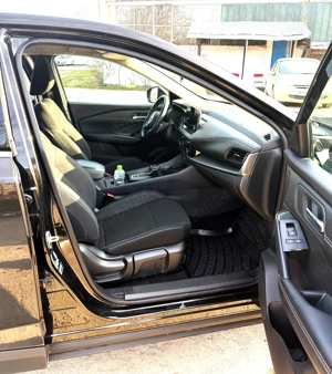 Nissan Qashqai cutie automata  1.4 benzina hibrid 2022 51000 km - imagine 6