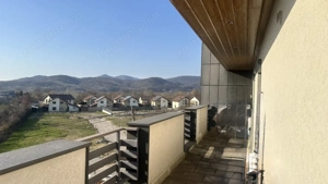 Apartament 3 camere LUX | 2 băi | Terase 60 mp | Parcare - imagine 6