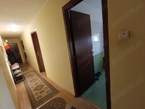 Vând Ap 3 camere la mansarda de 70 mp - imagine 9