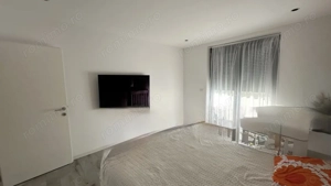 Apartament 3 camere LUX | 2 băi | Terase 60 mp | Parcare - imagine 15