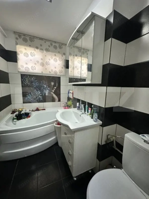 Apartament 3 camere, 68 mp, zona Dezrobirii - imagine 13