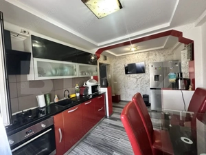 Apartament 3 camere, 68 mp, zona Dezrobirii - imagine 8