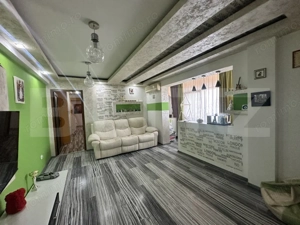 Apartament 3 camere, 68 mp, zona Dezrobirii - imagine 2