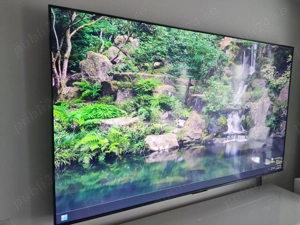 Televizor 4K QLED TCL model 85C735 216 cm diagonala
