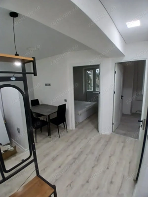 Garsoniera in zona Parcul Carol - imagine 8