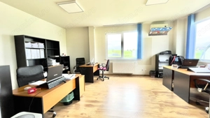 Clădire de birouri cu 12 parcări în incintă privată, UTA2, Arad - imagine 7