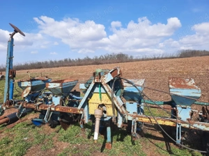 Semanatoare de vanzare 