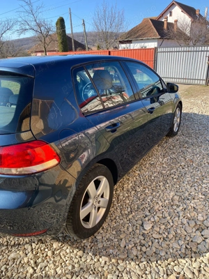 Volkswagen Golf 6 - imagine 5