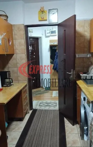 Titan, 1 Decembrie 1918, McDonald's, Mega Image