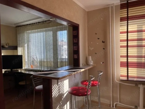 Garsonieră Spațioasă de Închiriat   Zona Mosilor