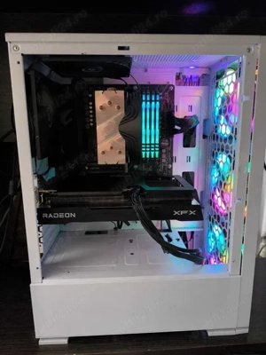 Vand PC Gaming Ryzen 5 5600X cu 9060XT 16GB
