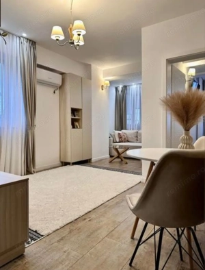 Proprietar-vand apartament 2 camere, recent renovat, modern, mobilat si utilat complet, bloc 2013  - imagine 6
