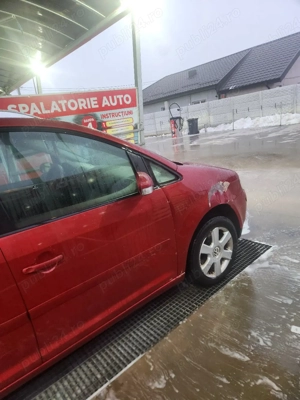 Vand Touran 7 locuri 2004 - imagine 4