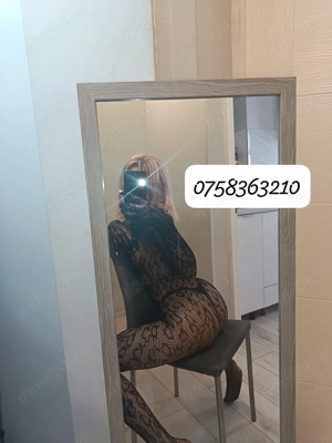 (Fix ce cauți tu blondă slim ) fac și masaj erotic și relaxare ZONĂ CENTRALĂ!!!