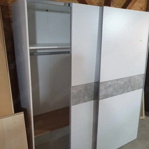 Dressing cu uși glisante 