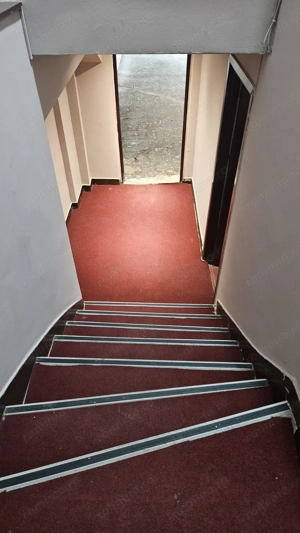 Spatiu comercial 120mp   Stradal la subsol  - Stefan cel Mare - imagine 10