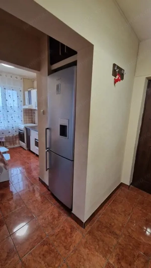 Apartament 2 camere zona Piata Centrala 