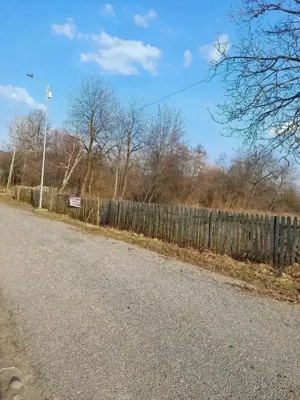 Vând teren 4200mp int și ext.sat Romani de Jos.Horezu 