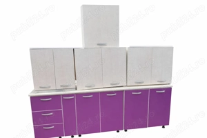 Bucatarie moderna completa cu bufeti si dulapuri suspendat