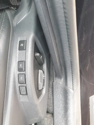 Vand Volvo S60-T5 automat - imagine 5