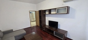 Apartament 2 camere lux. Central , lift, parcare... - imagine 4