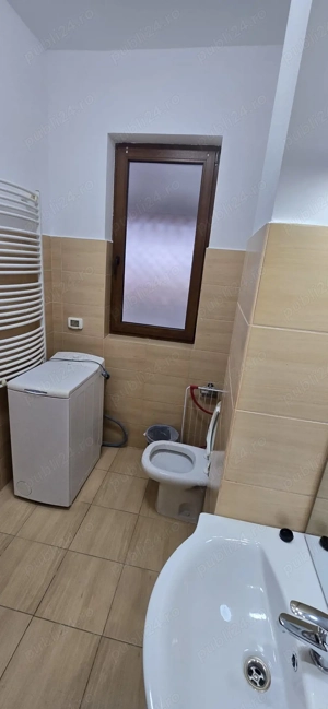 Apartament 2 camere lux. Central , lift, parcare... - imagine 7