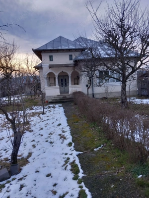 Casă de vânzare în centrul comunei Stâlpeni- Jud.Arges - imagine 2