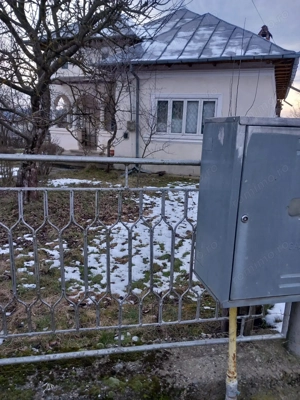 Casă de vânzare în centrul comunei Stâlpeni- Jud.Arges - imagine 5