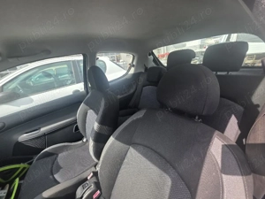 Dezmembrez Peugeot 206+ - imagine 4