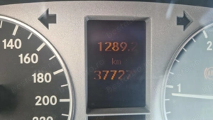 Mercedes Benz Class B180 - imagine 4