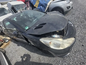 Dezmembrez Peugeot 206+ - imagine 5