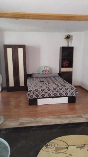 inchiriez apartament la casa - imagine 5