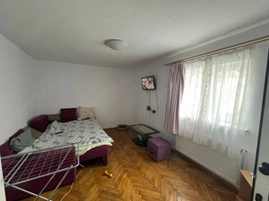 Biserica Ctin si Elena casa caramida - imagine 6