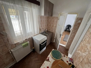 Biserica Ctin si Elena casa caramida - imagine 5