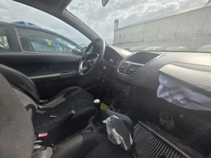 Dezmembrez Peugeot 206+ Alb, Motor 1.1 Benzină - imagine 3