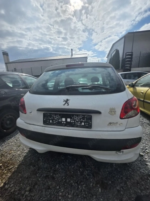 Dezmembrez Peugeot 206+ Alb, Motor 1.1 Benzină - imagine 4