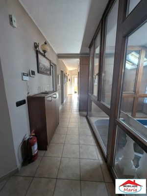 Casa solida cu teren 719 mp in Piata Titulescu - imagine 20