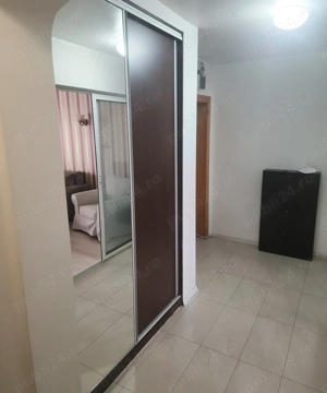 camere decomandat | Metrou Favorit 1 minut | Renovat | Liber | Etaj 8 - imagine 4