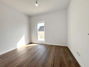 De vânzare duplex 1/2, stil cubic, despărțit prin camera tehnică, Sanandrei. - imagine 7