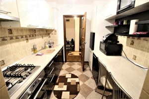 Ap. 3decomandate Micro 17, etaj 1, renovat